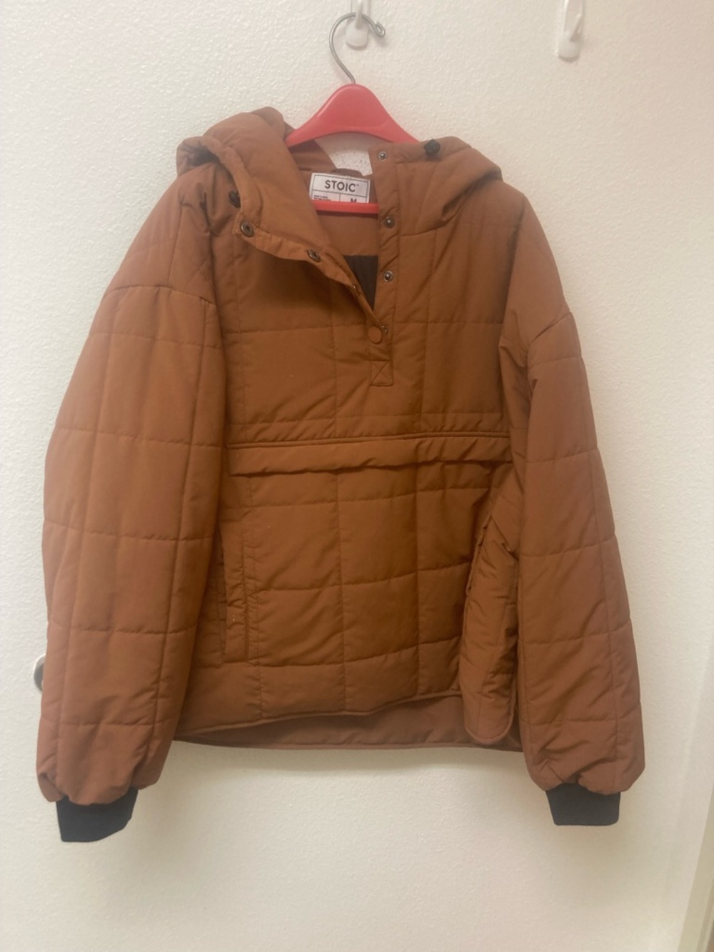 STOIC Chestnut Puffer Pullover With Black Accent (M)